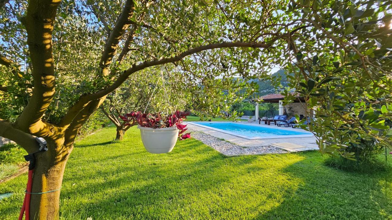 Holiday Home Natura With Private Pool Мостар Екстер'єр фото